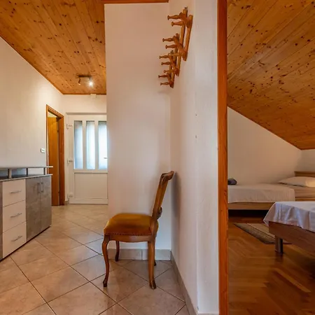 Chervil Zadarvillas فيلة *