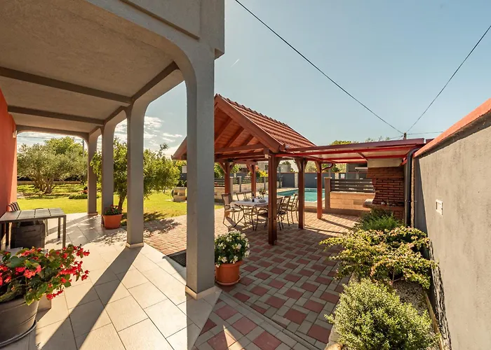 Chervil Zadarvillas Vila